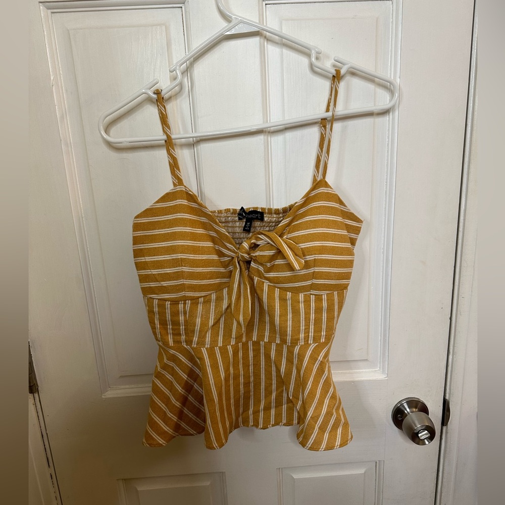 Discovery summer top